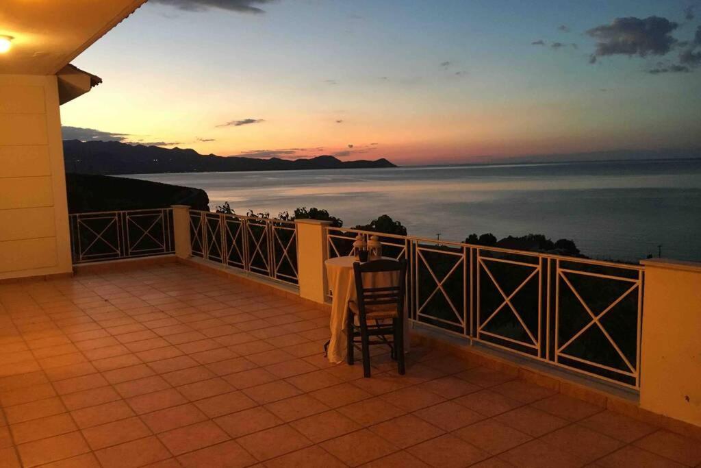 Villa Aegean Mourteri Exterior photo